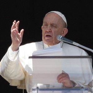 Francis appeal: 'Stop this massacre'