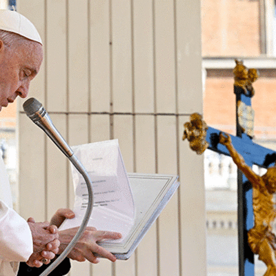 Pope offers prayers for prisoners of war and victims of torture